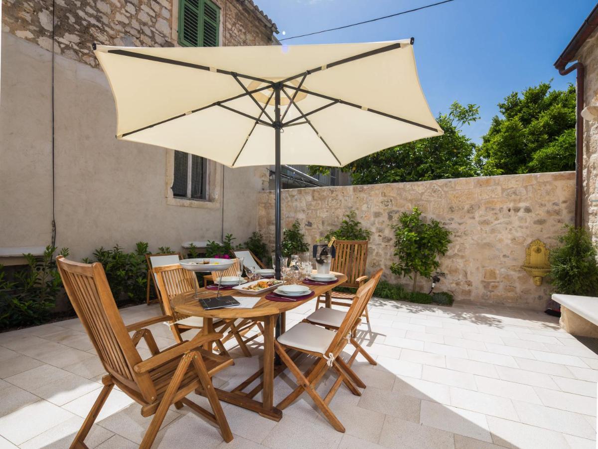 Holiday Home City Walls Hvar Town Quarto foto